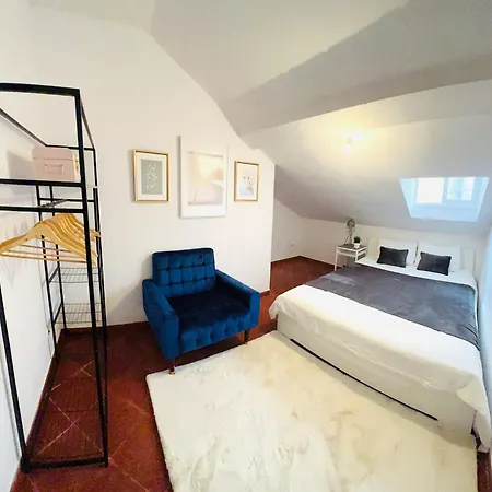 Bairro Alto, Location In Centre Hostel