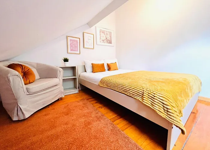 Хостел Bairro Alto, Location In Centre