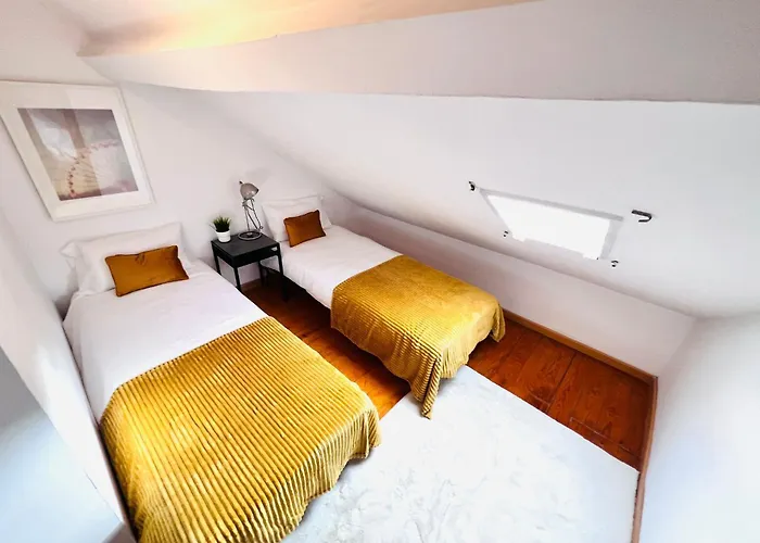 Bairro Alto, Location In Centre Хостел