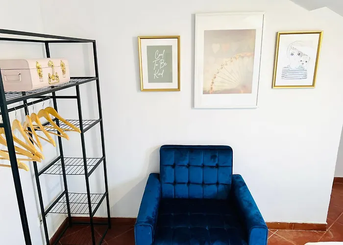 Хостел Bairro Alto, Location In Centre Лісабон