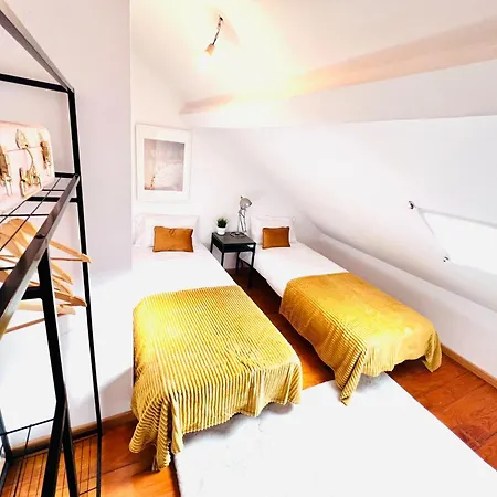 Ostello Bairro Alto, Location In Centre *